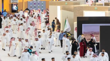 معرض الصقور والصيد السعودي 2025 يجذب إقبالاً تاريخياً بأكثر من 300 ألف زائر